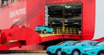 Dàn taxi điện VinFast VF 6 của Green SM bắt đầu hành trình tới châu Âu